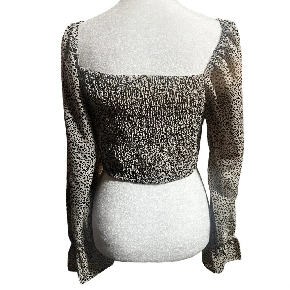 Le Lis Womens Animal Print Sheer Balloon Sleeve Smocked Tie Crop Top Size Small - Picture 6 of 9